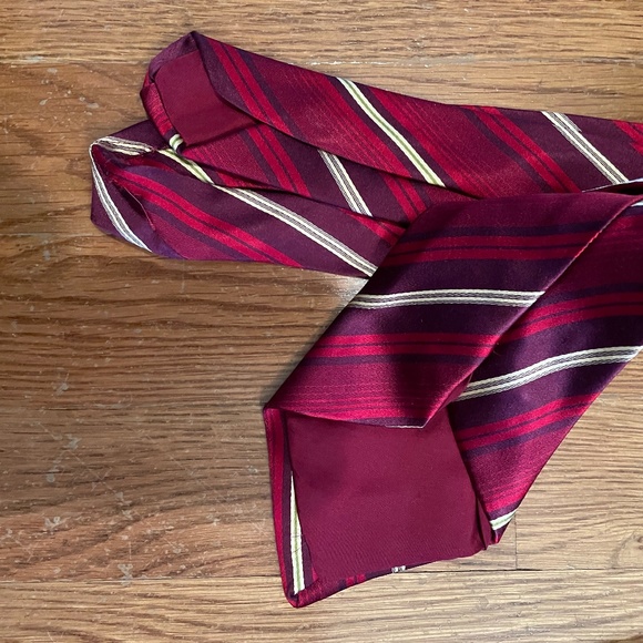 Silk ties handcrafted set of two - Picture 6 of 8
